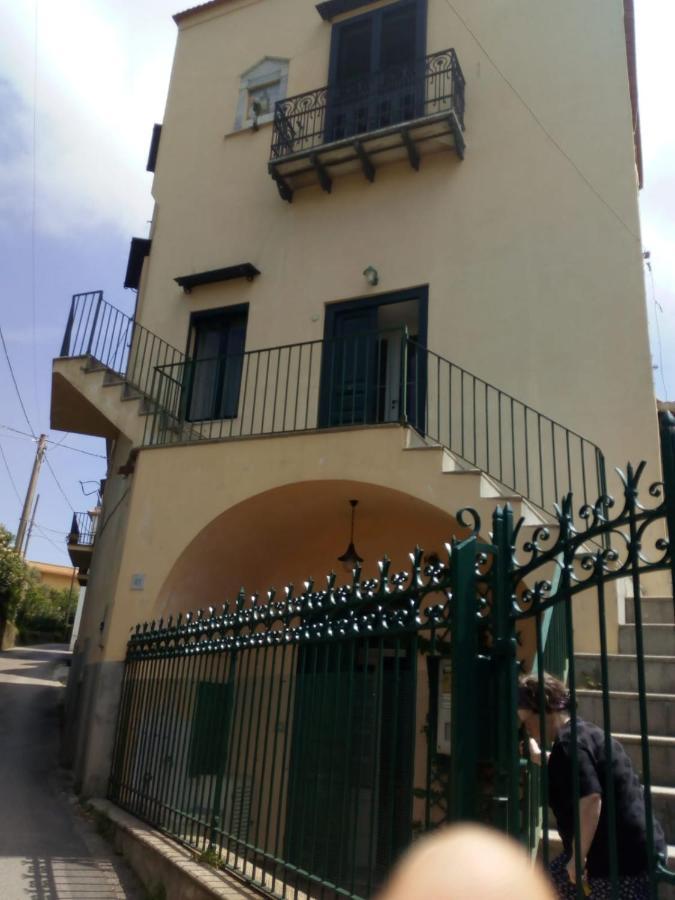 O' Funaro Massa Lubrense Luaran gambar